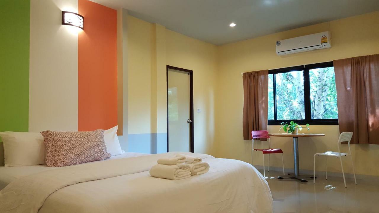 Juntima Place At Amphawa Exterior foto